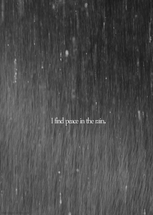 betweenlegs:

I find peace in the rain.





(via TumbleOn)