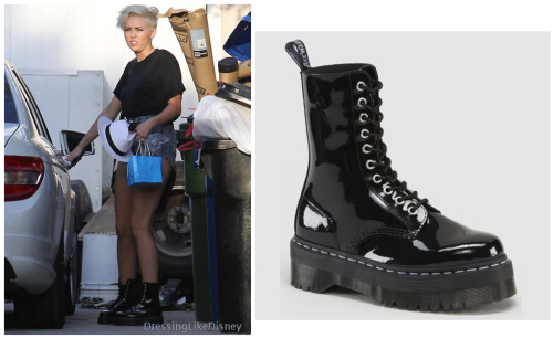Miley Cyrus wears this Dr Martens Agyness Deyn Aggy 1490 Black Boots    You can buy these from Dr Martens for $160 HERESimilar HERE for $120
