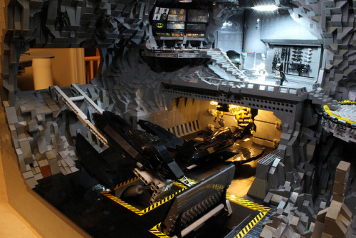 (via Incredible LEGO Batcave Built Out of Over 20,000 Pieces)