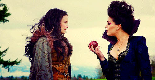 The Evil Queen and Snow White 