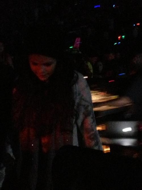  Selena at Justin&#8217;s concert tonight 