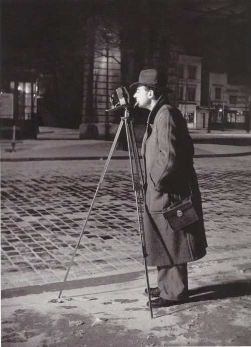 Brassaï- Autoportrait Boulevard Saint-Jacques, Paris 14ème, vers 1931-1932