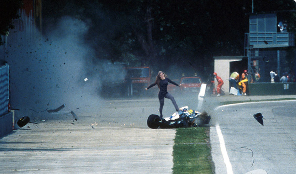 Morte do Senna, Tamburello (1994). Siga no Facebook.
