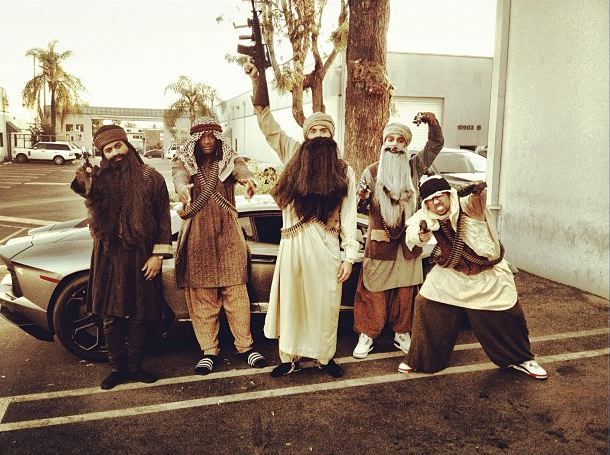 Chris Brown and his crew dressed as Arab terrorist stereotypes for Halloween. Anyone else get the feeling that he&#8217;s not here to make friends?
[Instagram via ONTD]