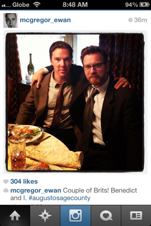 thesmoothcriminal:

Excuse me while I combust because Ewan McGregor and Benedict Cumberbatch are in the same photo.

http://instagram.com/p/Ri_tpjQy3b/
Follow Ewan on instagram. The photo is not linked to his twitter.