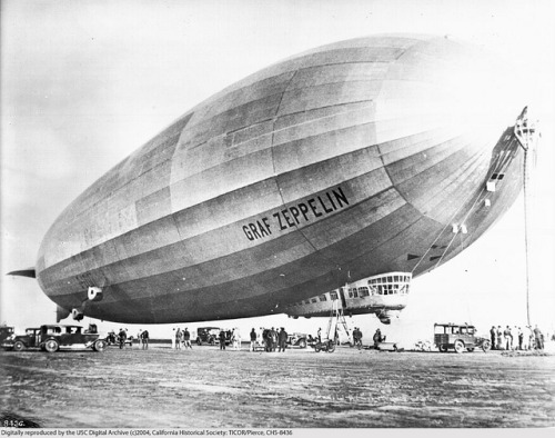 The legendary airship Graf Zeppelin in 1931. by Beast 1 on Flickr.