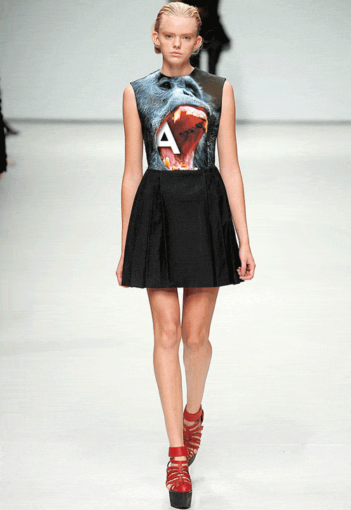 CHRISTOPHER KANE SPRING 2009 RTW
NO OFFICIAL WORD FROM BALENCIAGA YET BUT I&#8217;M WILLING TO GET EXCITED. 
