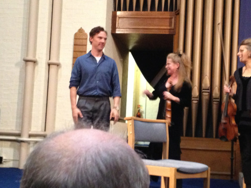 tracionn:

Benedict Cumberbatch at the Wimbeldon Music Festival, reciting from Ovid, 18th of November

Violinist licking her lips is my kinda gurl :)
High Res: http://25.media.tumblr.com/tumblr_mdpfcthNl51qdzs49o1_1280.jpg