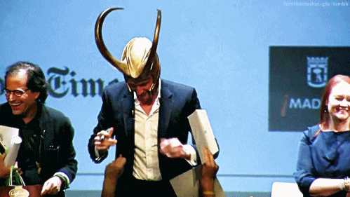 hiddlestonfan:

tomhiddleston-gifs:

King of Tumblr

Mischa who? Tom Rules It All!!!!! 

