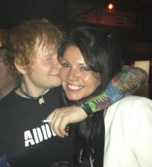 Anne (Harry&#8217;s mum) and Ed Sheeran at the One Direction MSG After Party. 