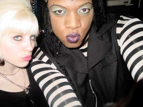 let&#8217;s start thursday off right with some goth club duckface.  at least, we&#8217;re hoping this was taken at a club of some sort and not, like, in someone&#8217;s living room or something.  because that would just be weird, you know?