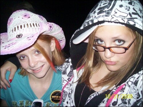 girls, in about 10 years you&#8217;re going to look back at this picture and say &#8220;oh my god, what were we thinking?!? why didn&#8217;t someone tell us how ridiculous we looked?!?&#8221; trust me. it&#8217;ll happen.