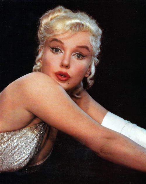 thebeautyofmarilyn: Marilyn by Richard Avedon, 1960. 