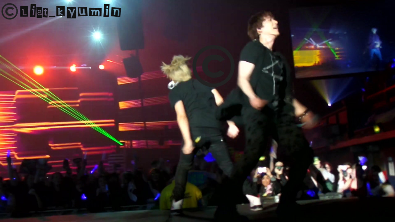 Kyumin from SS5 london 9/11/13   1. kyu always came near min and when someone touched min he was side -eyeing them 2. in the introducing kyu was talking nonsense and Sungmin was on the other side laughing hard and facepalming  XD 3.in rockstar they kept dancing next to each other 4.in wonder boy kyu tried to hit min with his stick XDDD 5.at the end kyu came towards min and min tried several times to grab his hand but kyu hadn’t notice him so he lowered his head in awkwardness (because it wasn’t the right time) at the end they were holding hands and I couldn’t stop crying (from JOY of course There were more kyumin moments , I cant remember all of them now so I’ll watch all of my videos and update more facts later ^^  cr:Liat_kyumin please do not remove the credit!