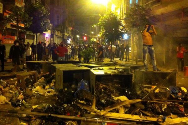 Relentless police attacks Besiktas again.