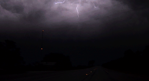 k-aff:ancient-lights:This is so cool. You normally only see lightning for a split second and it's gone, but since this is looped, we see the beauty over and overThe more you look at it the cooler it is