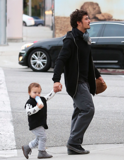 silver-couture: likemirandakerr: Orlando and Flynn! :-) he will be one fine looking guy when he grows up 