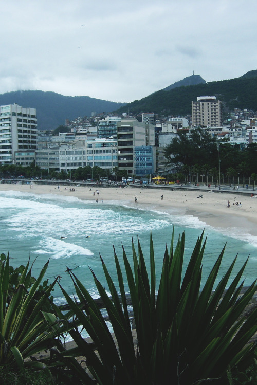 drugera: (Rio de Janeiro, Brasil | | Source) 