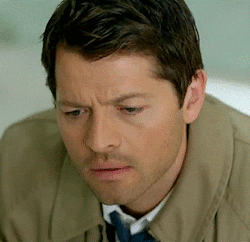 He looks so heartbroken about being asked to lie to them. Cas needs a hug. 