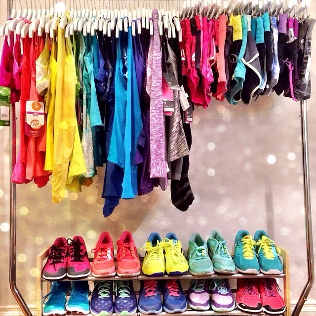 blogilates: I went a wee bit OCD today and rainbow coordinated some of my fitness closet. #eyecandy #fitnessfashionobsessed Give me your closet omg