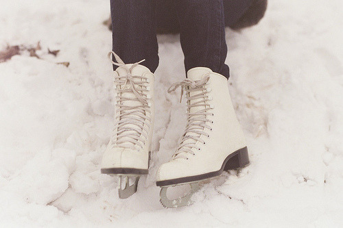 ice skating | Tumblr on We Heart It - http://weheartit.com/entry/46994851/via/Nathaliezs