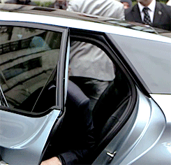 sharp-midgardian-sword: amagicalthingcalledtom: littlemsbetty: Look at the way he exits the car. FUCKING LOOK AT THIS. There is nothing sexier than this man. AND ALL HE IS DOING IS LEAVING THE VEHICLE. Tom Fucking Hiddleston everybody. ^ I think i am now pregnant with 9 babies is he really slowing down?! OHHHGOOOOOOD!!!!!! 
