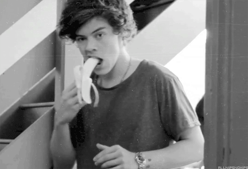 Imagine: You promise to make breakfast to Harry but you were so tired so Y/N&#160;: Im sorry harry but im to tired today next time i will make it up to you.Harry: Okej baby no problem i can survive. So Harry was geting up and took a banan insteed.