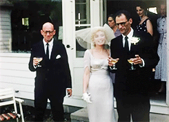 Bildresultat för marilyn and arthur at their wedding day july 1956