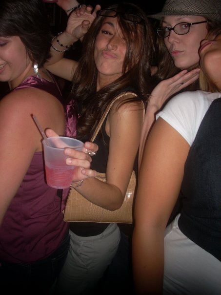 THIS, ladies and gentlemen, is a duckface. a potentially drunk dancing duckface, but a duckface nontheless.