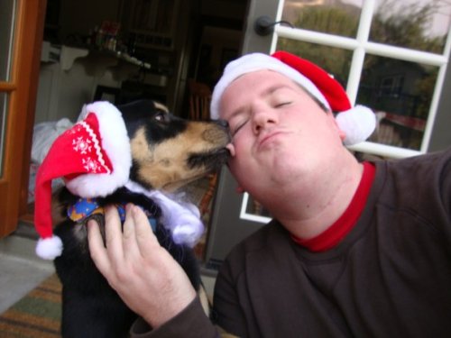 okay, this one might not technically be a full-on duckface, but what the hell, spirit of christmas and all that. that dog is awesome.