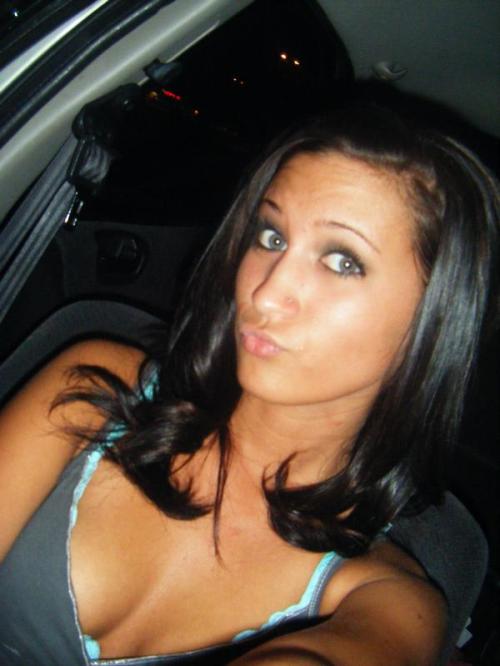 the fake tan, the carefully done hair, the tastefully exposed cleavage, the duckface&#8230; this one&#8217;s the total package, boys.