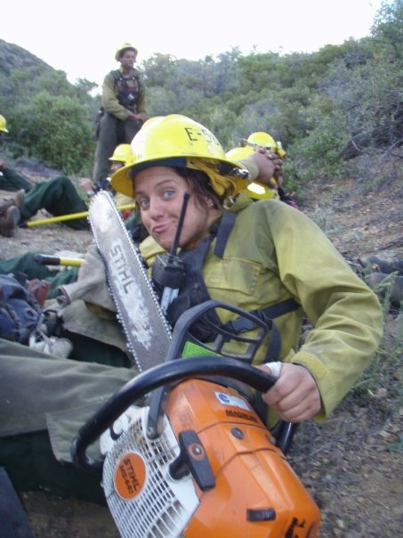 the person who sent us this one says &#8220;you have to admit this is probably the most badass duckface ever.&#8221; yep. this is one duckface we do NOT want to fuck with. i mean, seriously.. a firefighter? with a freaking chainsaw?!? duckface away, my friend. we ain&#8217;t sayin&#8217; boo.