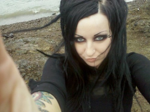 goth duckface&#8230; at the beach? you people go out in the daylight?!?