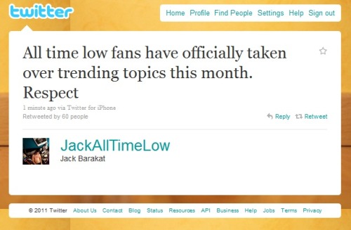 now Alex Gaskarth is a trending topic.