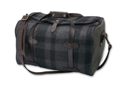 Sidewalkhustle.com features the Filson Wool Duffle Bags as must have items!  We couldn&#8217;t agree more!