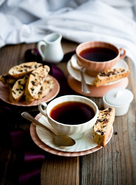  Tea with Biscotti | by © Paris Apartment | via heartbeatoz 