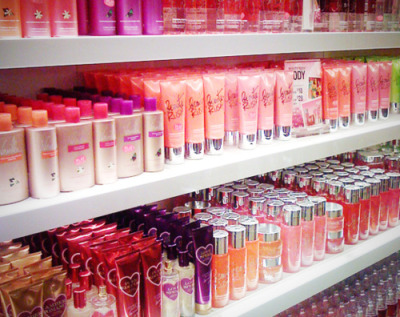 ♡GottaLovePink♡ | Victoria secret fragrances, Victoria secret cosmetics