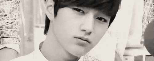 Spamming you with y Myungsoo :D