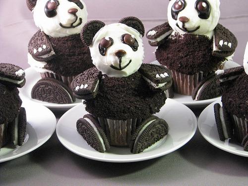 Panda cupcake with Oreos.