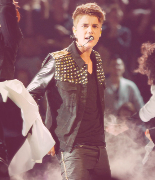  13/25 pictures of Justin Bieber. 