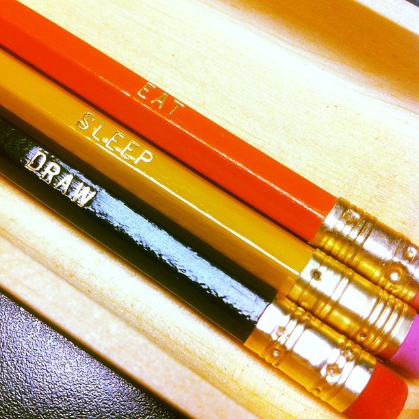 lee: Pencil Pod porn. http://pencilpod.com #eatsleepdraw (Taken with instagram) 