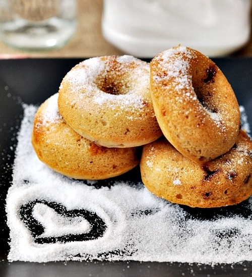 bakeddd: baked tim tam doughnuts click here for recipe 