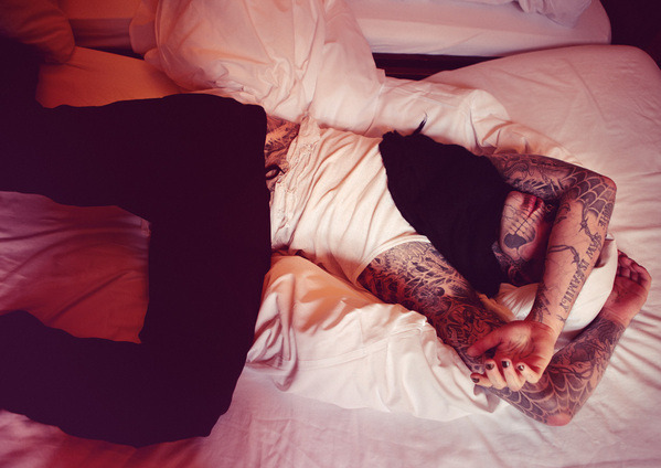 I wanna spend the night with Rick Genest so bad!