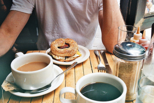 farfelus: breakfast sandwich | mile end by naftels on Flickr. 