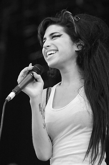 Amy Pic Posting for Fun! #2 - Page 855 - Anything Amy - Amy Winehouse Forum