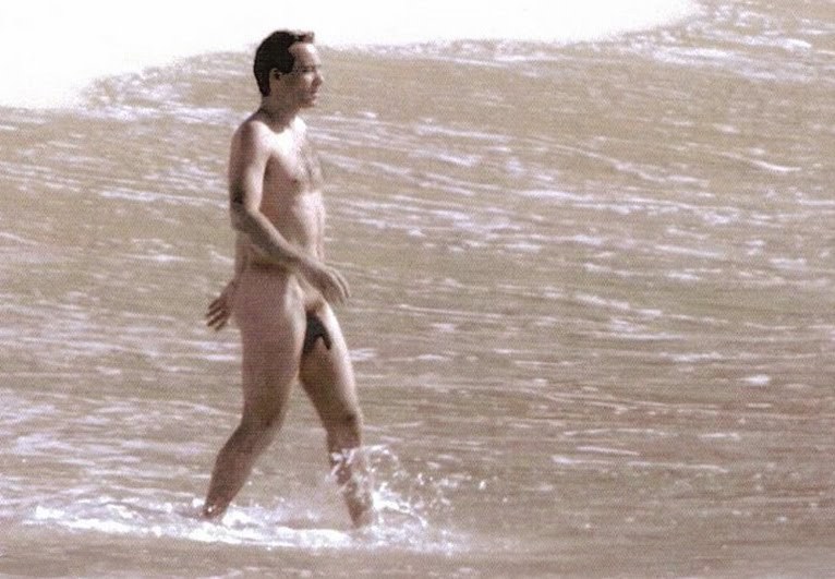 Kevin Spacey Nude 22