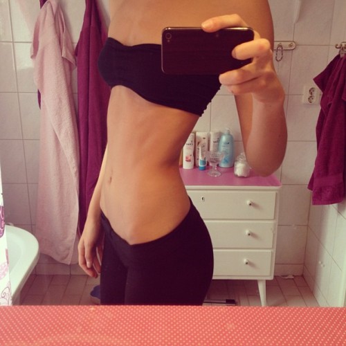 prettyy-skinnyy: Are you serious. 