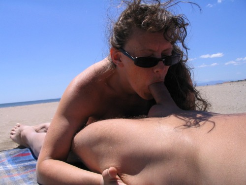 Topless Beach Blow Job Pics And Galleries