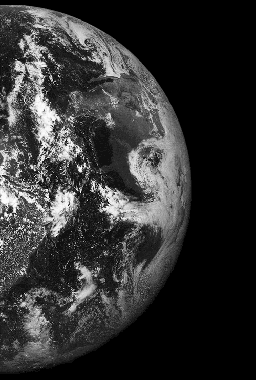 infinity-imagined: Planet Earth’s Northern Hemisphere, October 19th-28th, 2012, by GOES-13. 