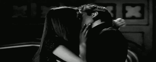 Elena Kisses Damon - 3x19 The Vampire Diaries 